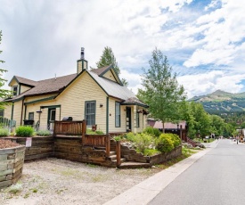 Gold Flake Cottage