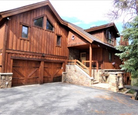 HSPL Wellington House 4 Bed 5 bath with mnt views