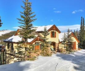 Mountainside Chalet Home