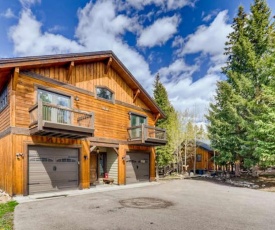 The Tree House Unique Breck Home Shared Hot Tub