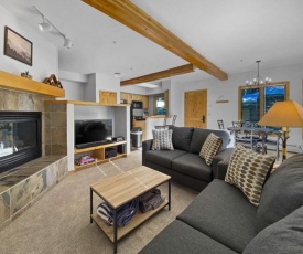 Twin Elk Lodge B5 townhouse