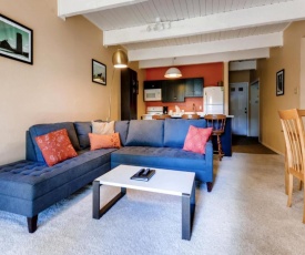 One-Bedroom Sundowner Condo T4