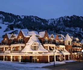 Hyatt Grand Aspen, 2 Bedroom Residence Club Condo in downtown