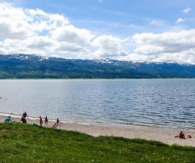 Cascade Lakeview Log Cabin