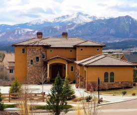 Chateau du Pikes Peak, a Tuscany Retreat