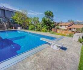 NEW 6BR w/ Pool & Water Slide, Hot Tub, Peak View