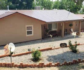 Grizzly Roadhouse Bed and Breakfast