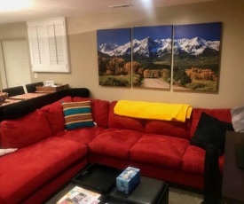 Denver Blue Bear Den 3BR 2BA Private Apartment