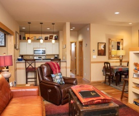 1934 Soda Springs condo