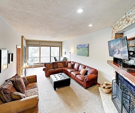 New Listing! Contemporary Condo With Balcony & Pool Condo