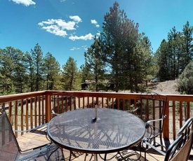 2 Bed 2 Bath Vacation home in Estes Park