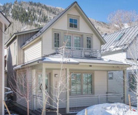 Gondola Townhomes 340A by Alpine Lodging Telluride