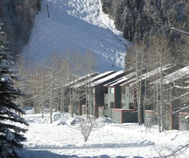 Telluride Lodge by Alpine Lodging Telluride