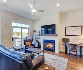 New Luxury Loft #19 Near Resort Huge Hot Tub & Views - FREE Activities & Equipment Rentals Daily