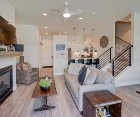 New Luxury Loft #6 Near Resort With Huge Hot Tub & Views - FREE Activities & Equipment Rentals Daily