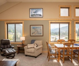 2800 Slopeside condo