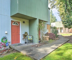 Townhome with Yard 3 Mi to Camp Murray and JBLM