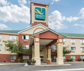 Quality Inn & Suites Lakewood - Denver Southwest