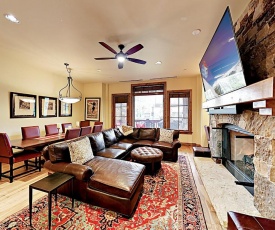 New Listing! The Valley: Luxe Ski-In/Ski-Out Condo Condo