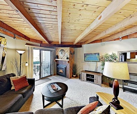 New Listing! Treehouse Condo With Pool & Hot Tubs Condo