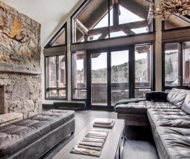 Stunning 4 bedroom condo Snowcloud base of Bachelor Gulch condo