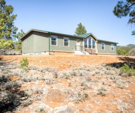 Secluded Boulder House - Next to National Forests!